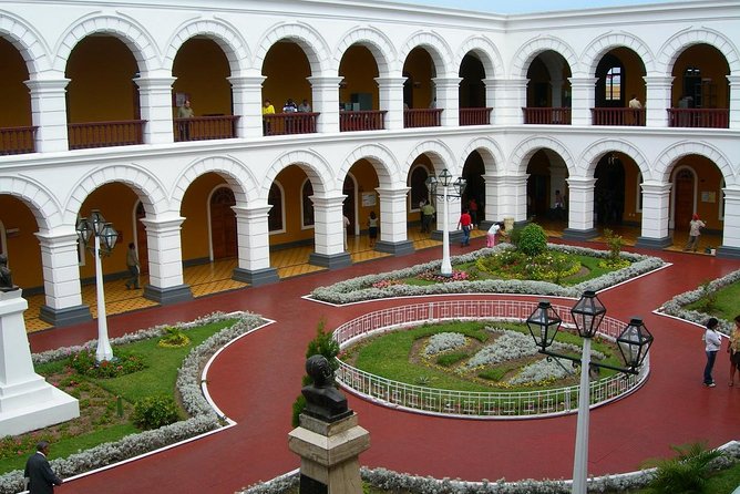 Trujillo City Tour With Archaeological Museum - Pickup and Meeting Points