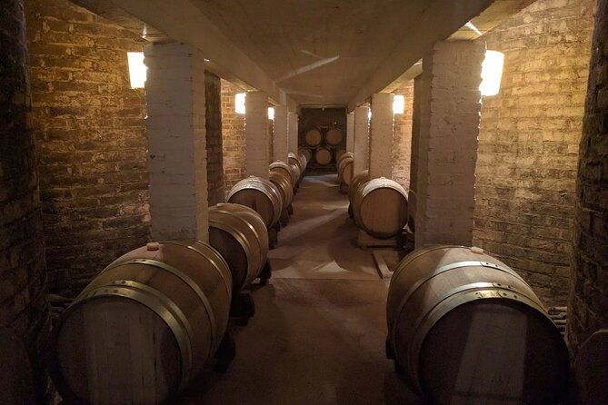 Visit 2 Wineries With Lunch and Transport Included. - Operating Hours