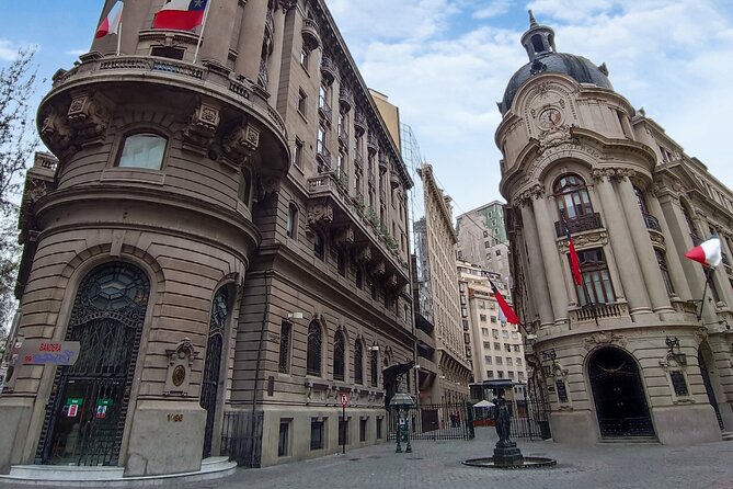 Walking Tour in Portuguese of Santiago City - Directions and Accessibility