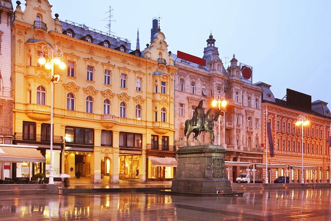 Walking Tour Pearls of Old Town Zagreb - Group Size Pricing