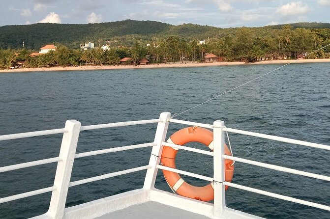 Watching Best Sunset View &Having Seafood BBQ Lunch on the Cruise - Booking and Secure Your Spot
