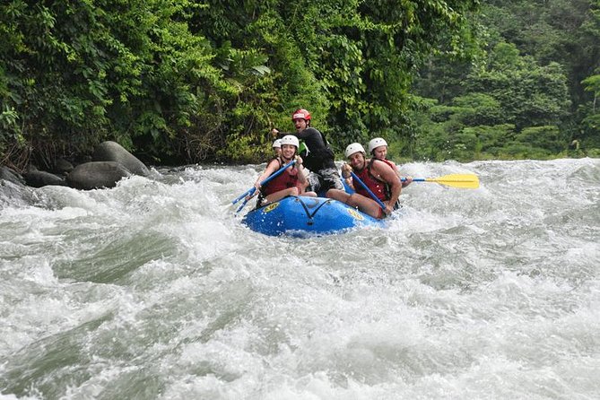 White Water Rafting Savegre River |Class III From Manuel Antonio - Booking Your Adventure