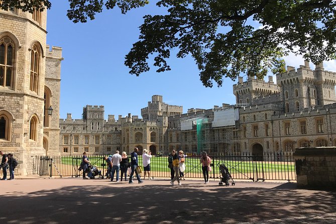 Windsor Castle Heathrow Airport Private Layover - Pickup Details