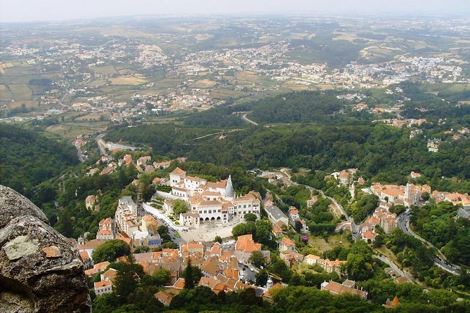 Wine Tour & Lunch By the Sea in Sintra - Tour Logistics and Details