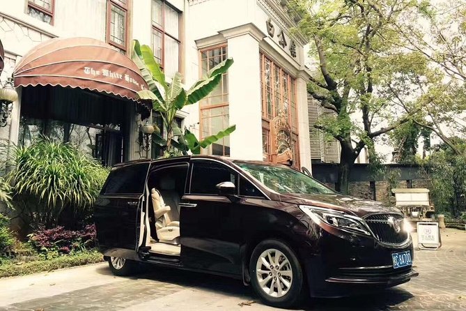 Wuhan Train Station to Wuhan Hotel - Language Considerations With Driver
