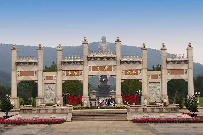 Wuxi Lingshan Buddhist Scenic Spot and Tai Lake Private Tour - Tour Highlights