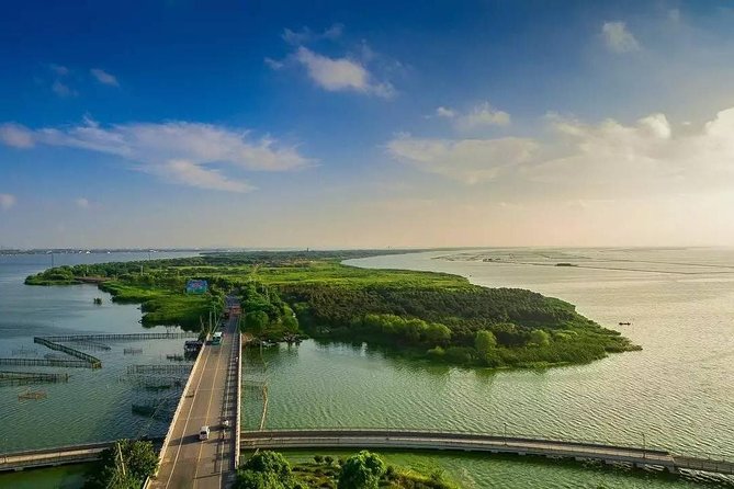 Yangcheng Lake Hairy Crab Gourmet Tour With Zhouzhuang or Tongli Visit From Shanghai - Directions and Cancellation Policy