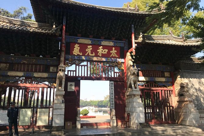 4 Nights 5 Days Yunnan Private Tour From Kunming to Yuanyang and Jianshui - Dining Experience