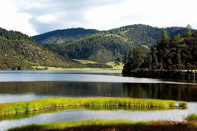 1 Day Shangri-La City Tour With Pudacuo National Park