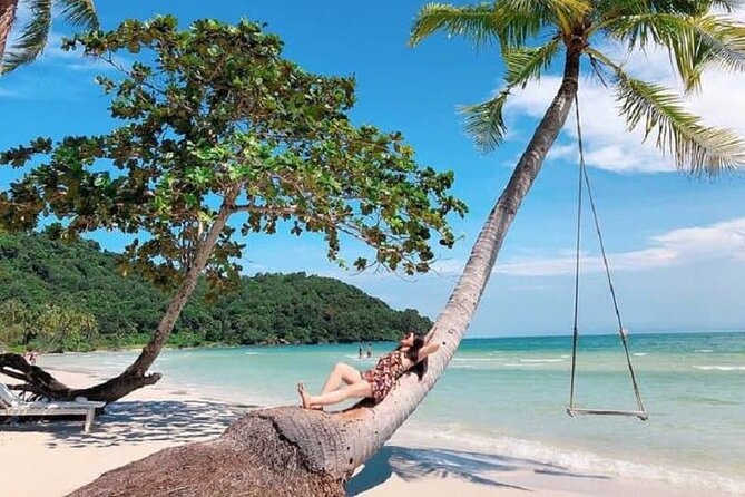 1-Day Tour in Southern Island Phu Quoc - Lunch Details