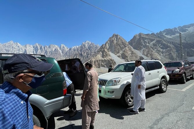 11 Days Hunza Skardu Cultural Luxury Private Tour - Gastronomic Delights