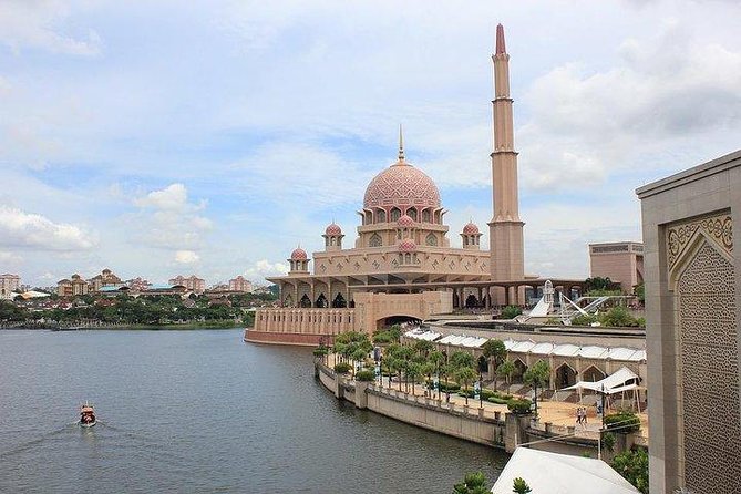 *15hrs Kuala Lumpur Van Tour From Johor Bahru W Tour Guide - Expressway Fees and Fuel