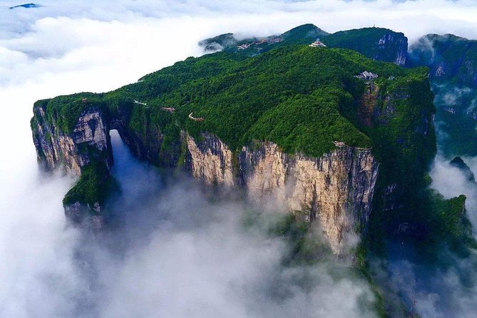 2-Day Private Tour to Zhangjiajie National Park From Beijing With Accommodation - Tour Specifics