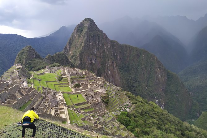 2-Day Trip Machu Picchu and Huayna Picchu by Train - Traveler Requirements