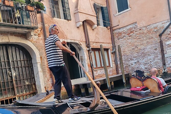 2 Days Venice Private Tour Italy From Vienna With Gondola Trip - Price Details