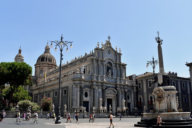 2-Hour Private Walking Tour of Catania - Guide
