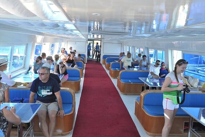 2-Hours Semi Submarine Snorkeling Sea Trip Included Fee-Hurghada - Diver Show and Refreshments