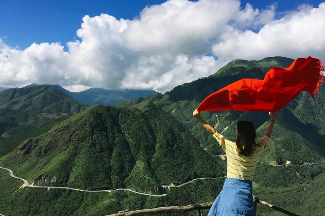 2-Night Sapa Tour With Fansipan Peak by Bus From Hanoi - Group Size and Pricing