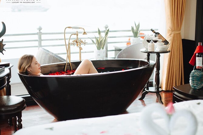 2D1N to Halong Bay - Athena Cruises 5-Star/Free Kayaking,Cave... - Group Size and Tour Capacity