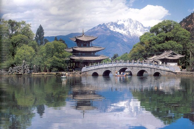 3-Days Private Lijiang Tour:Old Towns,Snow Mountain,Tiger Leaping Gorge and Show - Meeting and Pickup Logistics