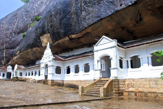 3 Days Tour to Sigiriya, Kandy and Nuwara Eliya From Colombo or Negombo - Accommodation and Meals