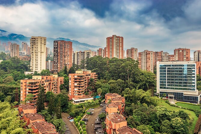 3-Hour Private Guided Tour in Medellin - Accessibility