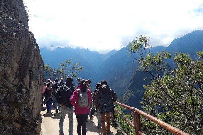 4 Days Tour in Cusco: City Tour, Sacred Valley, Machu Picchu and Vinicunca - Inclusions and Exclusions