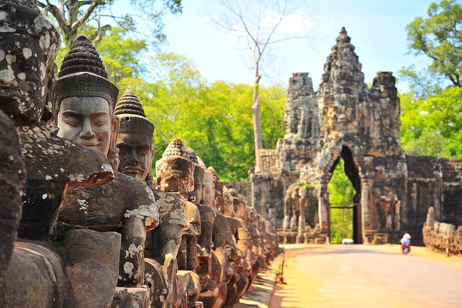 5-Day Siem Reap Deep Into Angkor Complex Temples - Day 5: Sunset at Pre Rup