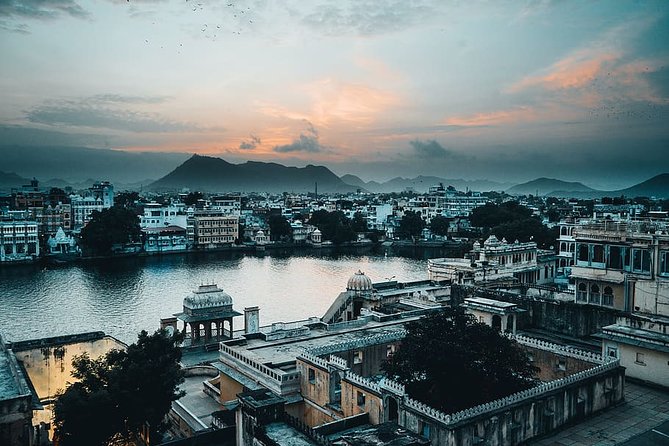 6 Day Golden Triangle With Udaipur-Delhi Agra Jaipur Udaipur Tour - Accessibility and Additional Info