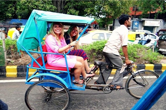 A Walking Tour Through Delhis Colorful Bhogal Bazaar - Local Delicacies to Try