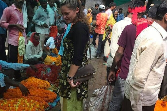 Across the Heart of India: Ayodhya, Varanasi, and Bodh Gaya - Inclusions and Exclusions