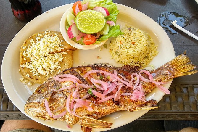 Airport Layover Tour: El Salvador Fish Market + El Tunco Beach + Local Beach - Booking and Pickup Details