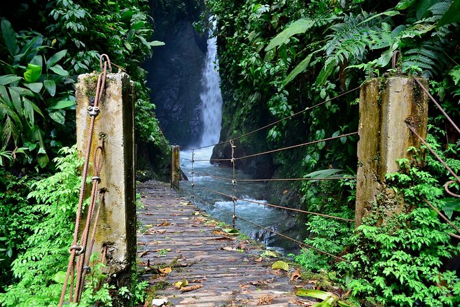 Andean Wonders: 6 Days of Culture, Nature, and Beauty - Natural Wonders