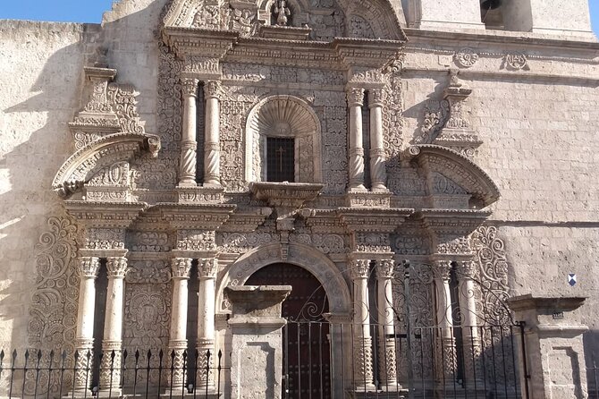 Arequipa Walking Tour and Santa Catalina Monastery - Tour Overview