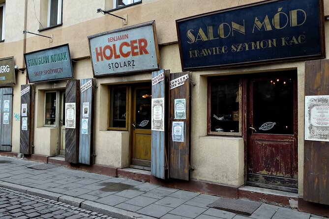 Audio-Guided, Private Electric Car City Tour in Krakow - Accessibility and Group Size