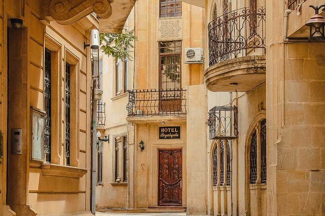 Baku Self-Guided Audio Tour - Accessibility and Transportation