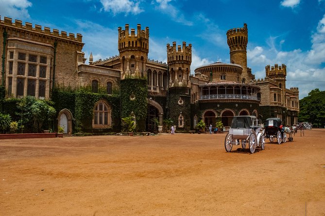 Bangalore Full Day Sightseeing in Private Cab