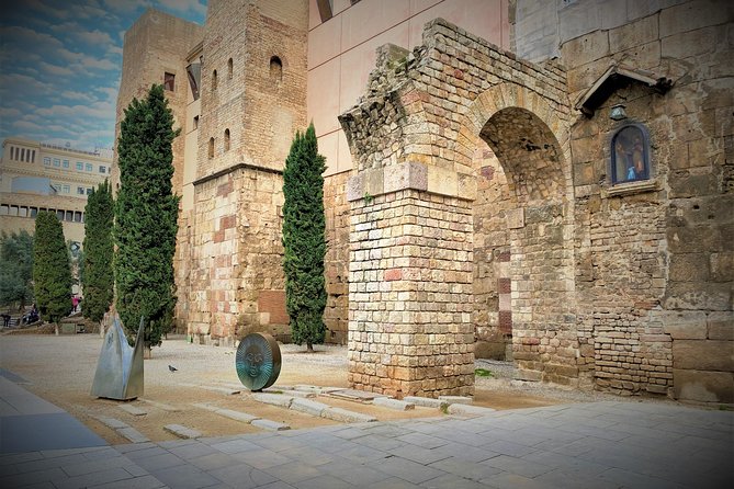 Barcelona Walking Tour With Complimentary Drink - Cancellation Policy Overview