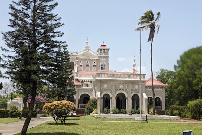 Best of Pune Private City Tour With Lunch and Transport. - Pricing and Booking Details