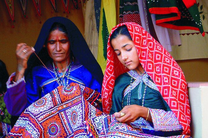 Bhuj to Narayan Sarovar Sanctuary & White Rann of Kutch - Assistance and Accommodation Details