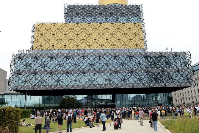 Birmingham Airport Transfers: Birmingham City to Airport BHX in Luxury Van - Booking Details