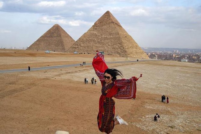 Cairo Layover Tours to Giza Pyramids, Tower of Cairo and Felucca - The Sum Up