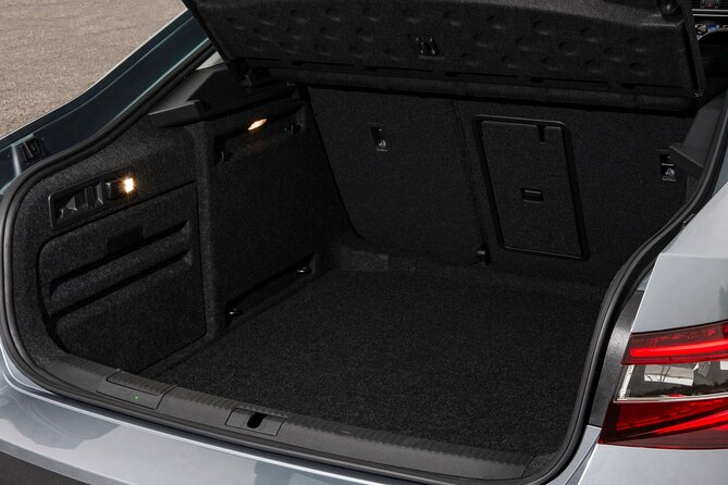 Car or Van Transfer From Vilamoura Area to Faro Airport FAO - Infant Seat Availability