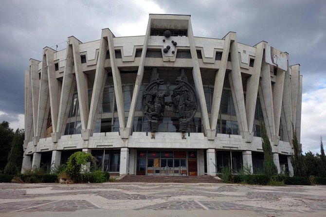 Chisinau Car City Tour - Pricing and Guarantee Details