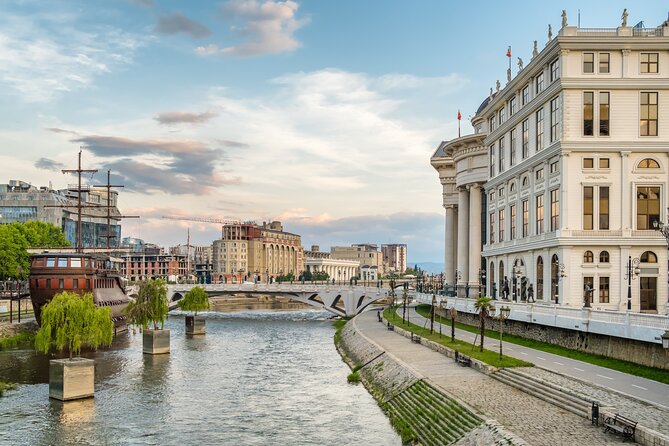 City Kickstart Private Tour: Skopje - How to Book