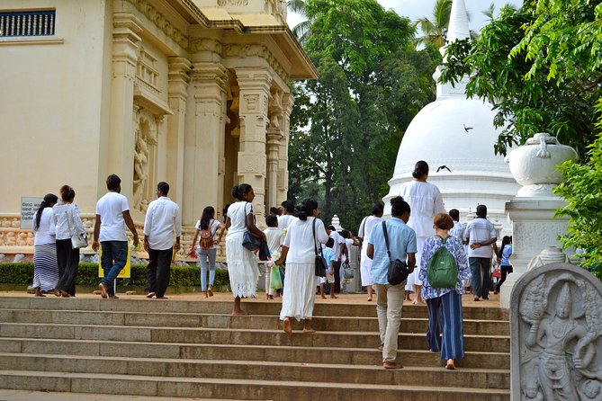 Colombo Buddhist Iconography Experience - Exclusions