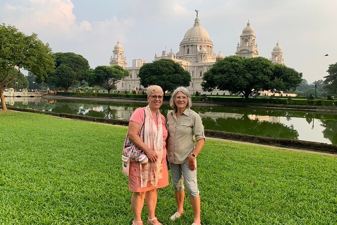 Colonial Cities, Train, Tea, Tiger & Tribal - Taking in Tribal Culture