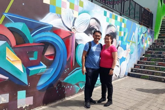 Combo Tour: Street Art, Christmas Lights and Food Tour in Medellin - Culinary Delights