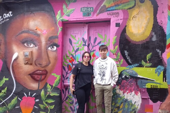 Connection Tour Through La Candelaria and Museums - Booking Process