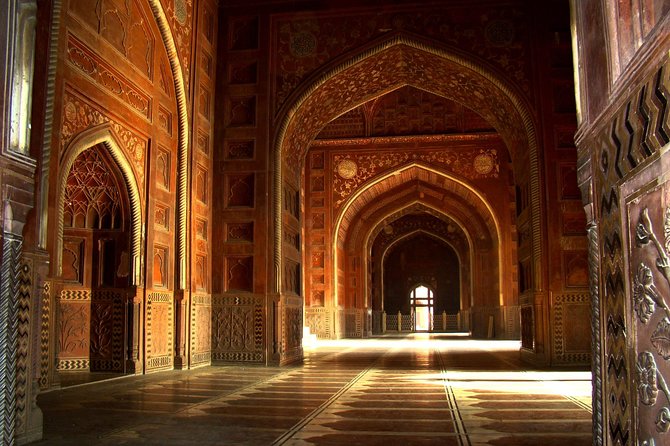 Day Trip to Agar Taj Mahal With Fatehpur Sakri From Jaipur Includes Guide. - Booking Details